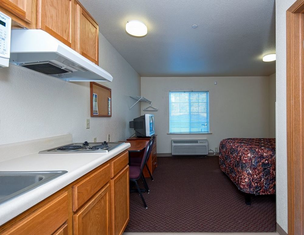 Woodspring Suites Augusta Riverwatch Room photo